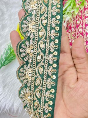 BOTTLE GREEN COLOUR BEAUTIFULL SCALLOP MAGGAM WORK BORDER