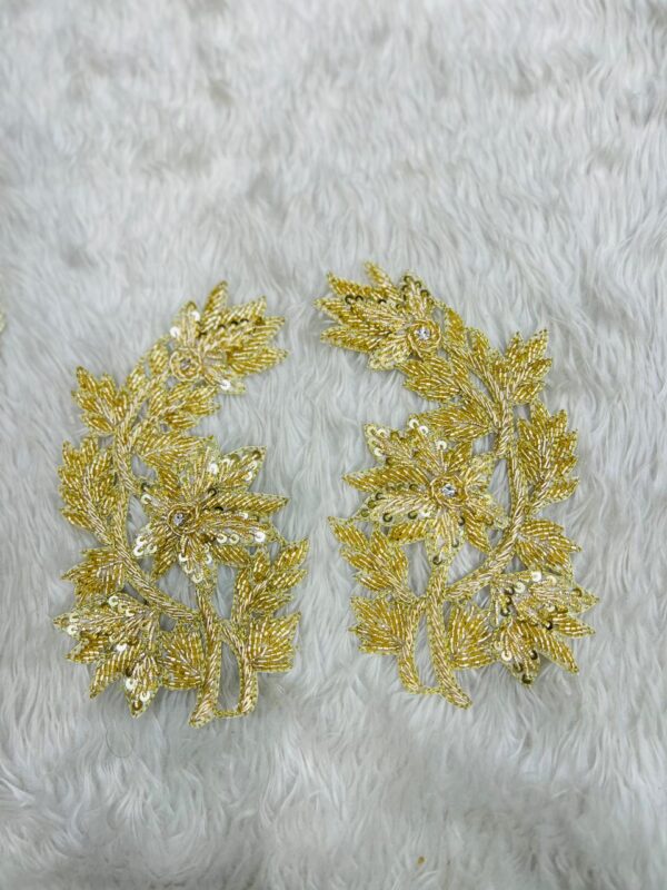 GOLDEN FLORAL ZARDOZI WORK PATCH C-06584